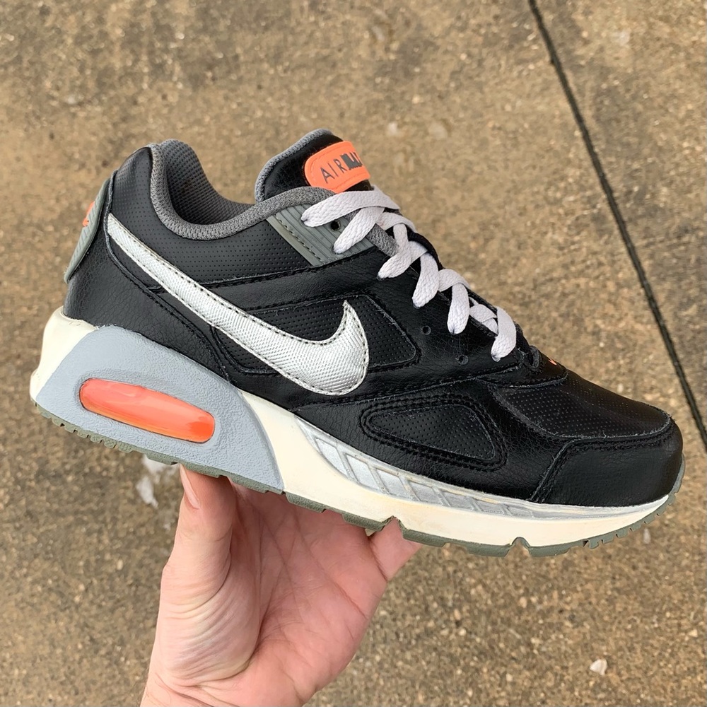 Nike Air Max 90s Premium Leather Casual Shoes